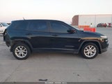 Jeep Cherokee Sport 1C4PJLAB2EW199425 снимка