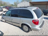 Chrysler Town & Country 1A4GP45R06B533417 снимка
