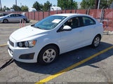 Chevrolet Sonic Ls Auto 1G1JA5SG3E4180849 снимка