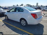 Chevrolet Sonic Ls Auto 1G1JA5SG3E4180849 снимка