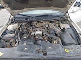 Lincoln Town Car Signature Limited 1LNHM82W65Y626521 photo