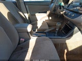 Toyota Camry Le JTDBE30KX63058069 снимка