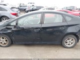 Toyota Prius Two JTDKN3DU0B0254819 снимка