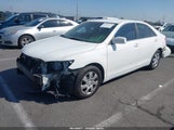 Toyota Camry Le 4T4BF3EK5BR131974 снимка