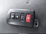 Toyota Rav4 Limited 2T3DFREV7FW378376 снимка