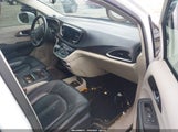 Chrysler Pacifica Touring-L 2C4RC1BG9HR583314 снимка
