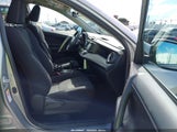 Toyota Rav4 Xle 2T3WFREVXJW461110 photo