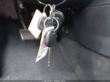 Toyota Corolla L 2T1BURHE1FC394043 снимка