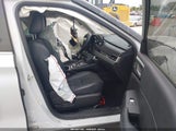 Mitsubishi Outlander Black Edition 2Wd/Se 2.5 2Wd/Se Launch Edition 2Wd JA4J3UA89NZ022437 photo