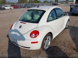Volkswagen New Beetle Black Tie Edition/Triple White 3VWFW31C88M519046 снимка