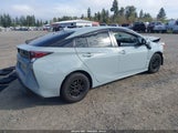 Toyota Prius Three JTDKARFU4G3014688 снимка
