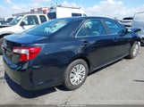 Toyota Camry Le 4T1BF1FK3CU073183 fotografie