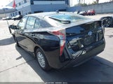 Toyota Prius Two JTDKBRFU4H3052467 fotografie