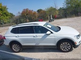 Volkswagen Tiguan 2.0T Se/2.0T Sel 3VV2B7AX7JM169357 photo