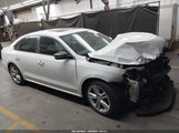 Volkswagen Passat 2.0L Tdi Sel Premium 1VWCN7A37DC130553 fotografie