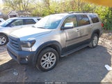Toyota Sequoia Platinum 5.7L V8 5TDDW5G14AS028670 photo