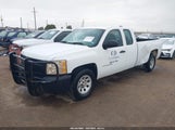 Chevrolet Silverado  Work Truck 1GCRCPE02BZ222537 снимка