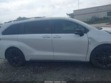 Toyota Sienna 25Th Anniversary Edition 5TDCRKEC8PS155727 fotografie