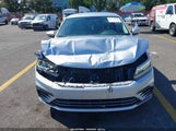 Volkswagen Passat 1.8T R-Line 1VWDT7A39HC027053 снимка