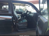 Toyota 4Runner Trd Off Road Premium JTEBU5JR3K5615375 снимка