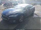 Tesla Model S P85 5YJSA1H1XEFP52936 fotografie