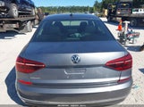 Volkswagen Passat 2.0T Wolfsburg Edition 1VWLA7A33KC007941 fotografie