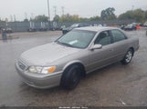 Toyota Camry Le JT2BG22KXY0418018 снимка