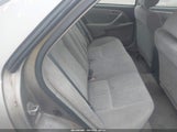 Toyota Camry Le JT2BG22KXY0418018 снимка
