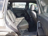 Volkswagen Tiguan 2.0T Sel R-Line 3VV4B7AX1NM056132 снимка