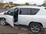 Jeep Compass Latitude 1C4NJDEBXED852991 fotografie