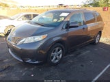 Toyota Sienna Le 8 Passenger 5TDKZ3DC5HS822578 снимка