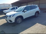 Subaru Forester Premium JF2SKAEC9PH496702 снимка