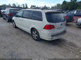 Volkswagen Routan Sel Premium 2V8HW64XX9R584149 photo