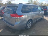 Toyota Sienna Le V6 5TDKK3DC9BS047276 снимка