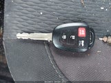 Toyota Corolla Le 2T1BURHE6KC149359 снимка