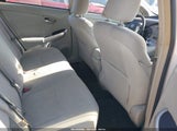 Toyota Prius Two JTDKN3DU4D5625809 fotografie