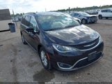 Chrysler Pacifica Touring-L 2C4RC1BG8HR525825 снимка