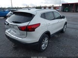 Nissan Rogue Sport Sv JN1BJ1CP9KW228957 fotografie