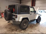 Jeep Wrangler Sahara 1J4FA54159L747557 снимка