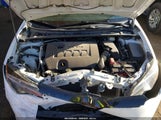 Toyota Corolla Le 2T1BURHE0JC052608 снимка