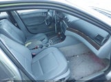 BMW 325I WBAET37474NJ44870 fotografie