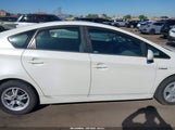 Toyota Prius Two JTDKN3DU7B5368805 снимка