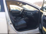 Toyota Corolla Le 5YFBURHEXHP626111 снимка
