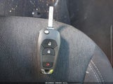 Chevrolet Trax Fwd Sp KL77LFE25RC207348 photo