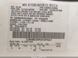 Lincoln Town Car Signature 1LNHM82W9XY699661 снимка