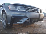 Volkswagen Passat 1.8T R-Line 1VWDT7A38HC013239 снимка