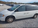 Chrysler Town & Country Touring 2A4GP54L47R315776 fotografie