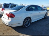 Volkswagen Passat 2.0T R-Line/2.0T S 1VWAA7A3XJC024838 снимка