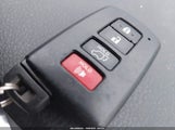 Toyota Rav4 Xle JTMWFREV5JJ203401 photo