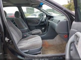 Toyota Camry Le V6 4T1BF22K0VU908199 photo